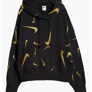 Nike sweatshirt